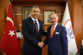 VALİ YERLİKAYA’DAN BAŞKAN AYDINER’E ZİYARET