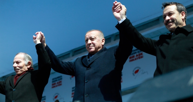 Bayrampaşa'da Yine Yeniden 'Başkan Atila Aydıner'