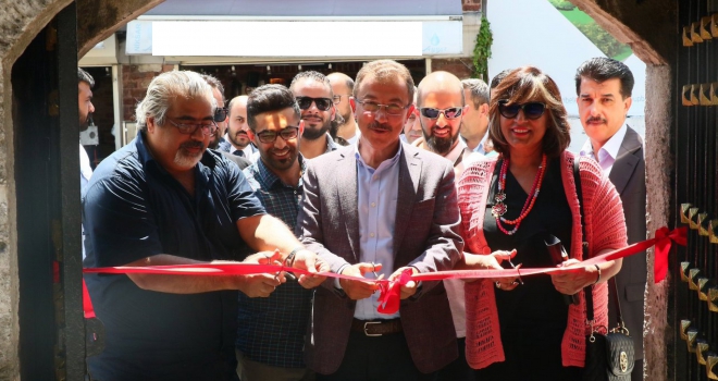 Eyüpsultan'da 'Bana Filistini Anlat' fotoğraf sergisi