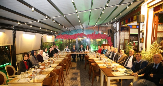 BAYRAMPAŞA'DA ZİRVE TOPLANTISI