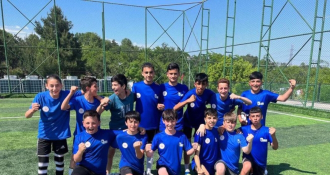 BİNLERCE GENÇ YAZ SPOR OKULLARINDA!