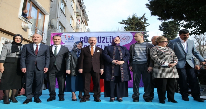 GÜNDÜZLÜ ENGELLİ BAKIM MERKEZİ BAKAN SELÇUK’UN KATILIMIYLA AÇILDI