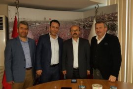 AK PARTİ GENEL MERKEZİ’NDE GÖREVLİ BİR BAYRAMPAŞALI