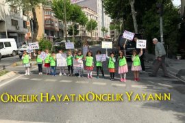 ÖZGÜR ÇOCUKLAR 'ÖNCE YAYA' DEDİ