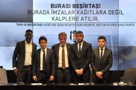 Beşiktaş Yeni Transferleri İçin Vodafone Park’ta İmza Töreni Düzenledi