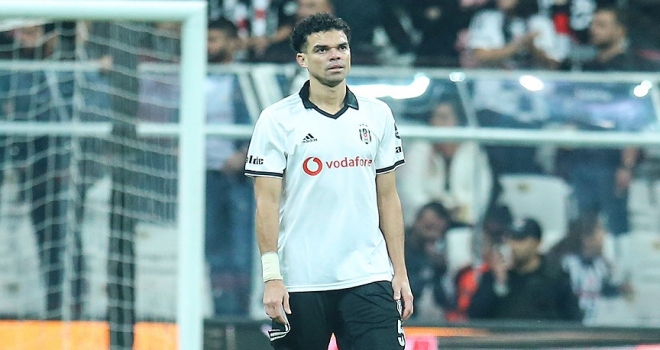 Pepe'den Beşiktaş'a kötü haber