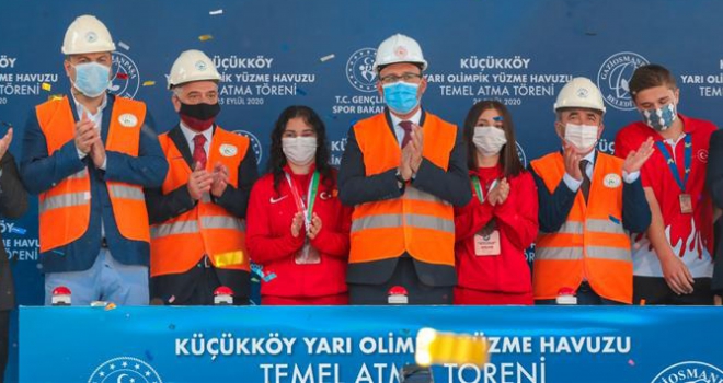 Bakan Kasapoğlu, Yarı Olimpik Yüzme Havuzu Temel Atma Töreni’ne Katıldı