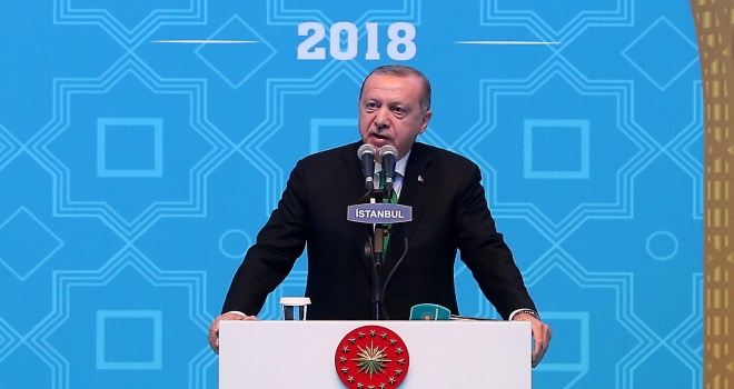 Cumhurbaşkanı Erdoğan: Gençliği ihmal eden bir milletin istiklali tehdit altında demektir