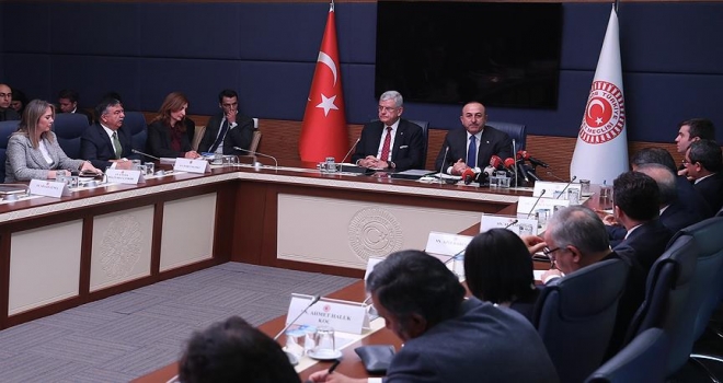 Çavuşoğlu'ndan ABD'nin Suriye kararına ilişkin değerlendirme