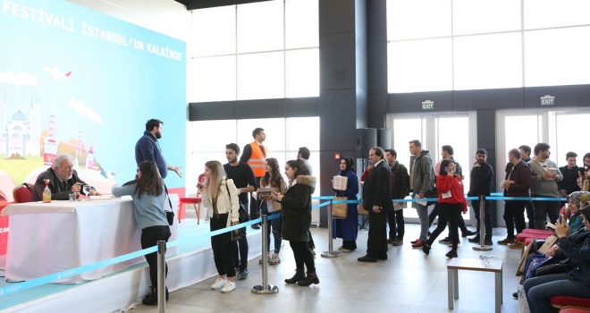 '1. Uluslararası Avrasya Kitap Festivali'nin son gününde yoğun ilgi