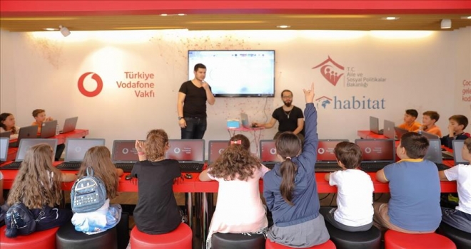 Vodafone, kodlama eğitimlerini Türkiye’nin dört bucağına taşıdı