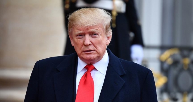 Kendine gümrük vergisi adamı diyen Trump espri konusu oldu