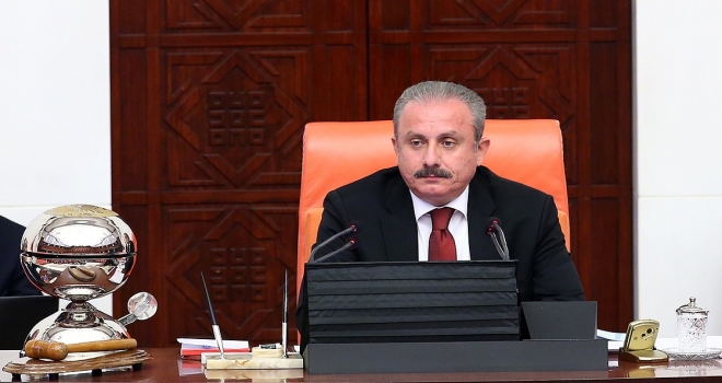 AK Partili Mustafa Şentop Meclis Başkan adayı oldu