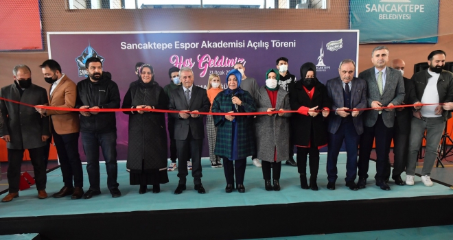 SANCAKTEPE'DE E-SPOR MERKEZİ HİZMETE SUNULDU