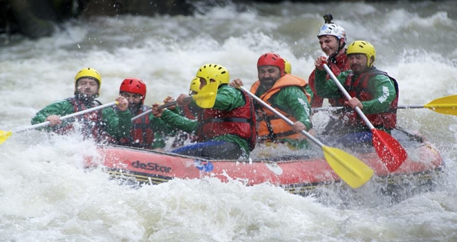 Melen Çayı'nda rafting sezonu açıldı