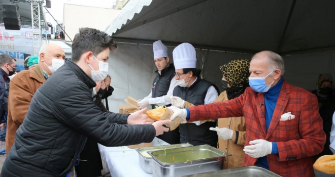 BALKANLAR'IN BAŞKENTİ BAYRAMPAŞA'DA 'HAMSİ FESTİVALİ'