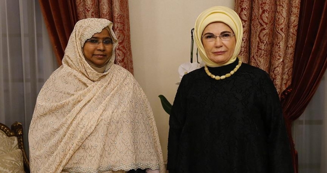 Emine Erdoğan ile Sudan Genel Eğitim Bakanı Abdalla bir araya geldi