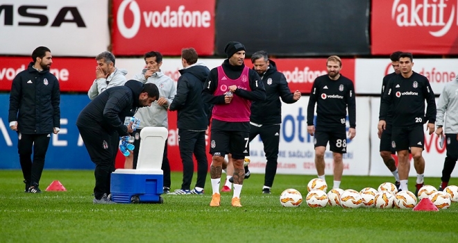 Beşiktaş'ta Genk mesaisi başladı