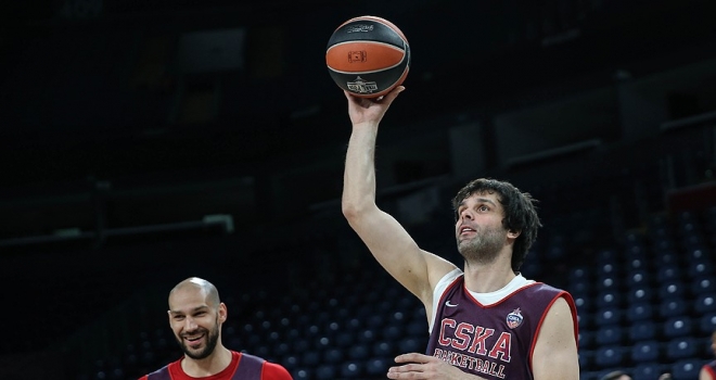 Teodosic, Avrupa'ya dönmek istiyor