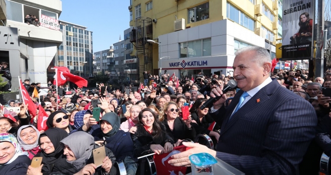 Binali Yıldırım: 500 bin kişiye iş sağlayacak altyapı için İstanbul'dayım