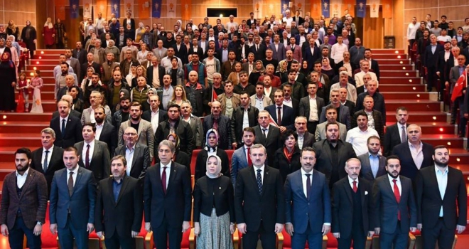 Ak Parti Bayrampaşa İlçe Teşkilatı Danışma Meclisi’nde buluştu