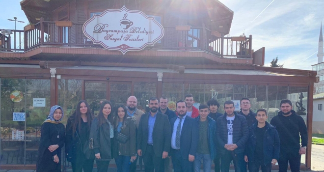 Gençlik Kolları Başkanı Karadeniz öğrencilerle buluştu