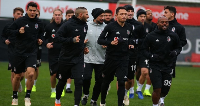 Beşiktaş'ta Sarpsborg maçı hazırlıkları başladı