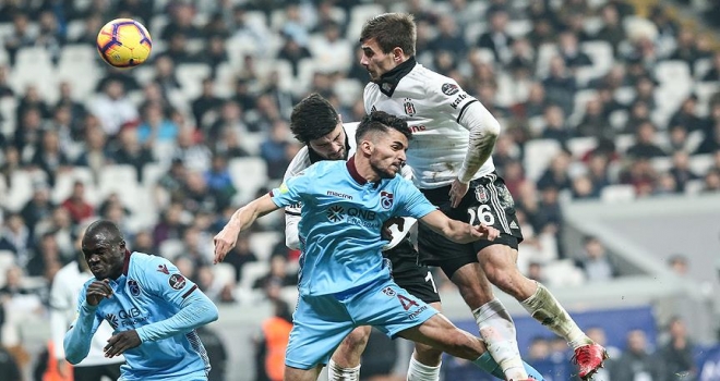 Beşiktaş 1 puana son anda uzandı