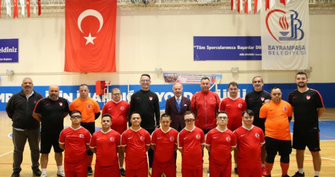 Down Sendromlular Futsal Milli Takımı Bayrampaşa'da
