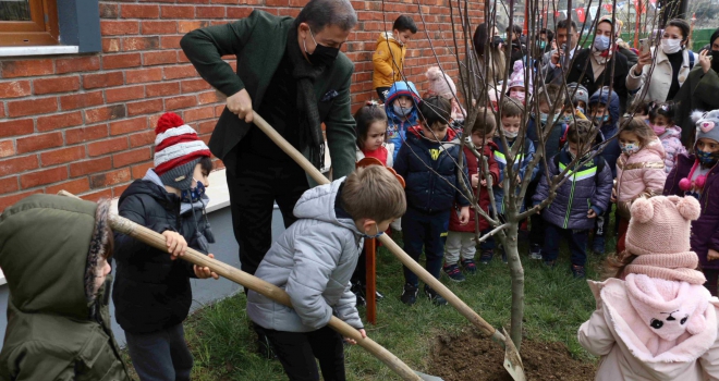 Miniklerin Fidan Dikim Heyecanı