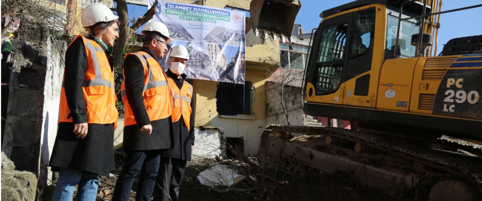 İSLAMBEY'DE YERİNDE DÖNÜŞÜM