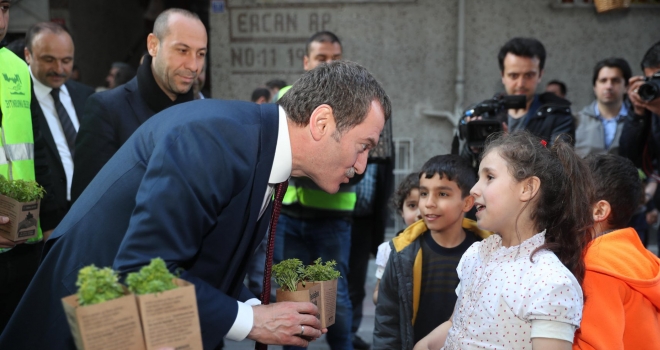 Hoş geldin ‘bahar’, hoş geldin ‘Ömer’ bebek…