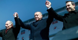 Bayrampaşa'da Yine Yeniden 'Başkan Atila Aydıner'
