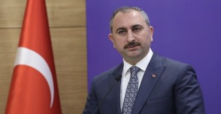 Bakan Gül'den Pakistan'a teşekkür telefonu