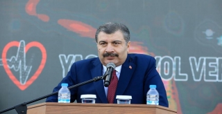 Sağlık Bakanı Koca: Hava ambulansı hizmetini ücretsiz veren tek ülkeyiz