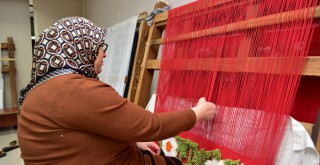 İYİLİK ATÖLYELERİ TUZLALI KADINLARIN ÜRETİM ÜSSÜ OLDU
