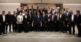 BELEDİYE MECLİS ÜYELERİ VEDA YEMEĞİNDE BULUŞTU