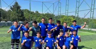 BİNLERCE GENÇ YAZ SPOR OKULLARINDA!
