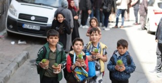 BAYRAMPAŞA BURAM BURAM FESLEĞEN KOKUYOR